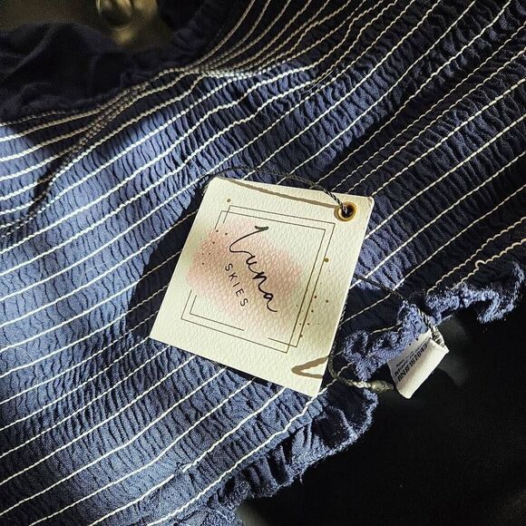 NWT Luna Skies Smocked Embroidered Top - Picture 7 of 8